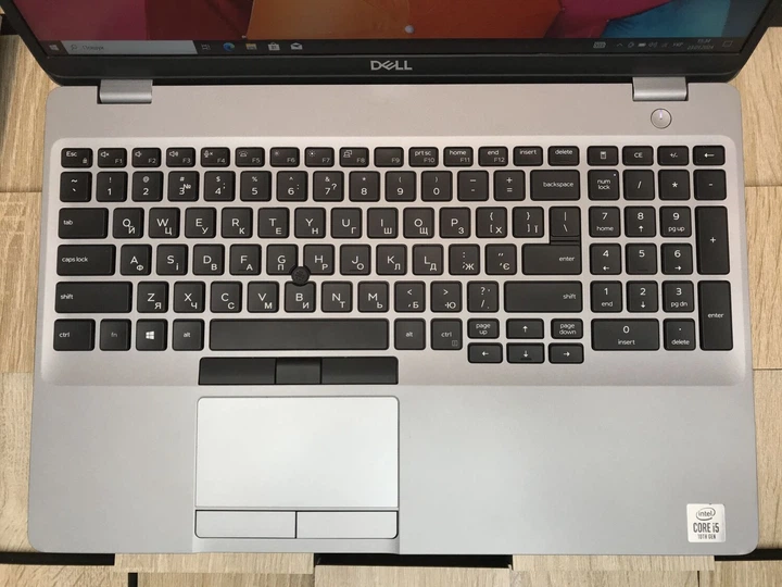 Ноутбук Б-класс Dell Latitude 5510 / 15.6" (1920x1080) IPS / Intel Core i5-10210U (4 (8) ядра по 1.6 - 4.2 GHz) / 8 GB DDR4 / 256 GB SSD M.2 / Intel UHD Graphics / WebCam / USB 3.2 / HDMI / Windows 10 б/у - Фото 6 Ноутбук Б-класс Dell Latitude 5510 / 15.6" (1920x1080) IPS / Intel Core i5-10210U (4 (8) ядра по 1.6 - 4.2 GHz) / 8 GB DDR4 / 256 GB SSD M.2 / Intel UHD Graphics / WebCam / USB 3.2 / HDMI / Windows 10 б/у - изображение 6