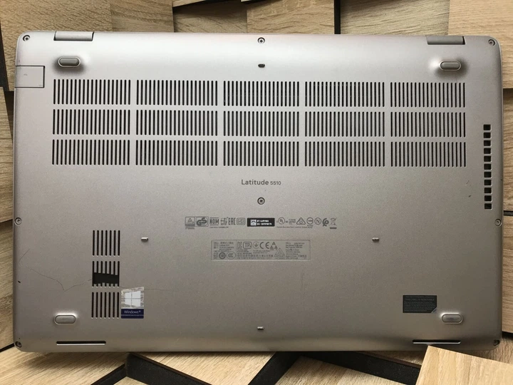 Ноутбук Б-класс Dell Latitude 5510 / 15.6" (1920x1080) IPS / Intel Core i5-10210U (4 (8) ядра по 1.6 - 4.2 GHz) / 8 GB DDR4 / 256 GB SSD M.2 / Intel UHD Graphics / WebCam / USB 3.2 / HDMI / Windows 10 б/у - Фото 16 Ноутбук Б-класс Dell Latitude 5510 / 15.6" (1920x1080) IPS / Intel Core i5-10210U (4 (8) ядра по 1.6 - 4.2 GHz) / 8 GB DDR4 / 256 GB SSD M.2 / Intel UHD Graphics / WebCam / USB 3.2 / HDMI / Windows 10 б/у - изображение 16