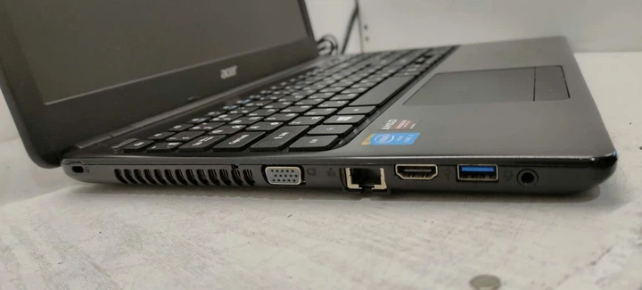 Ноутбук Б-класс Acer Aspire E1-572G / 15.6" TN / Core i3-4010U (2(4) ядра по 1.7GHz) / 8GB DDR3 / 240GB SSD / Radeon HD 8670M, 1GB DDR3/ WebCam б/в - Фото 9 Ноутбук Б-класс Acer Aspire E1-572G / 15.6" TN / Core i3-4010U (2(4) ядра по 1.7GHz) / 8GB DDR3 / 240GB SSD / Radeon HD 8670M, 1GB DDR3/ WebCam б/в - зображення 9