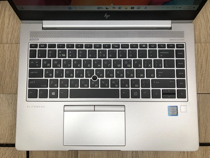 Ультрабук Б-класс HP EliteBook 840 G5 / 14" (1920x1080) IPS / Intel Core i7-8650U (4 (8) ядра по 1.9 - 4.2 GHz) / 8 GB DDR4 / 256 GB SSD M.2 / Intel UHD Graphics 620 / WebCam / Fingerprint / HDMI б/у - Фото 7 Ультрабук Б-класс HP EliteBook 840 G5 / 14" (1920x1080) IPS / Intel Core i7-8650U (4 (8) ядра по 1.9 - 4.2 GHz) / 8 GB DDR4 / 256 GB SSD M.2 / Intel UHD Graphics 620 / WebCam / Fingerprint / HDMI б/у - изображение 7