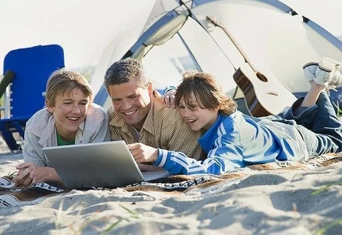 Зовнішня плоска MIMO антена Netgear 6000451 для підсилення сигналу мереж 5G/4G LTE з роз'ємами SMA та TS-9 для мобільних хотспотів і роутерів - Уцінка - зображення 4