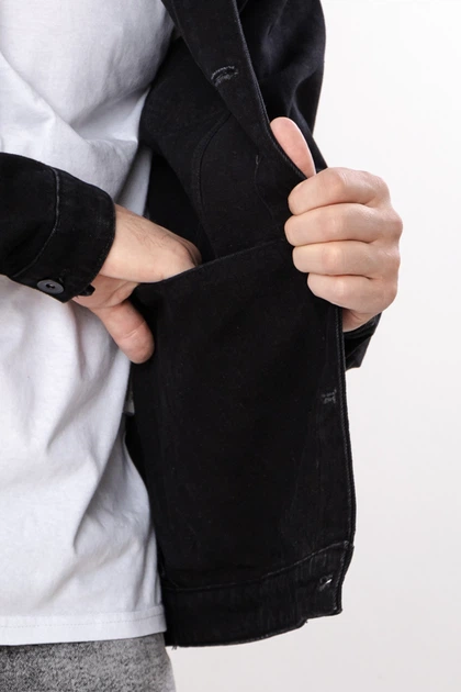 Чоловіча джинсова куртка NoBrand XXL Чорний (p-20919-252171) - Фото 5 Чоловіча джинсова куртка NoBrand XXL Чорний (p-20919-252171) - изображение 5