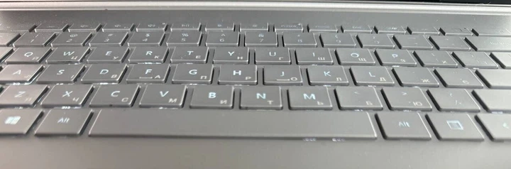 Игровой ноутбук-трансформер Б-класс Microsoft Surface Book 3 / 15.6" (3240x2160) IPS / Intel Core i7-1065G7 (4 (8) ядер по 1.3 - 3.9 GHz) / 16 GB DDR4 / 256 GB SSD / nVidia GeForce GTX 1660 Ti, 6 GB GDDR6, 192-bit / WebCam б/у - изображение 7