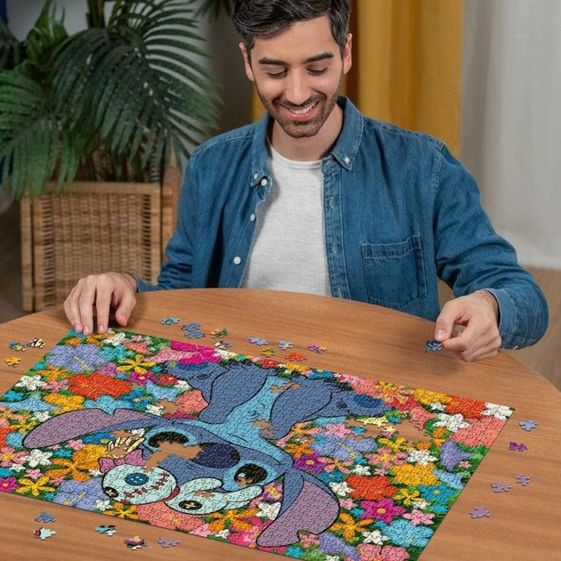Пазл Ravensburger Disney Стич и Скрам Stitch and Scrump, 1000 деталей, 70×50 см - изображение 2