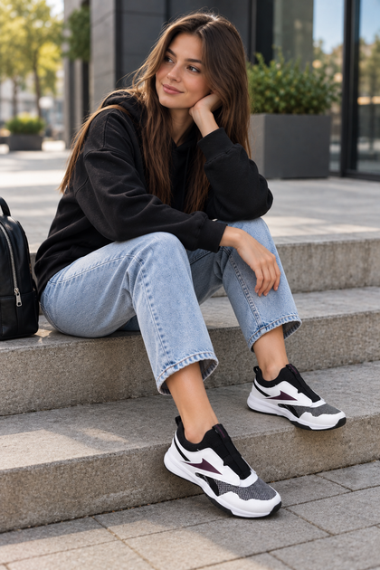 Кроссовки женские Reebok XT Sprinter Slip текстильные белые с черным без застежки 38 (1200143743058) (24.5 см) - изображение 10