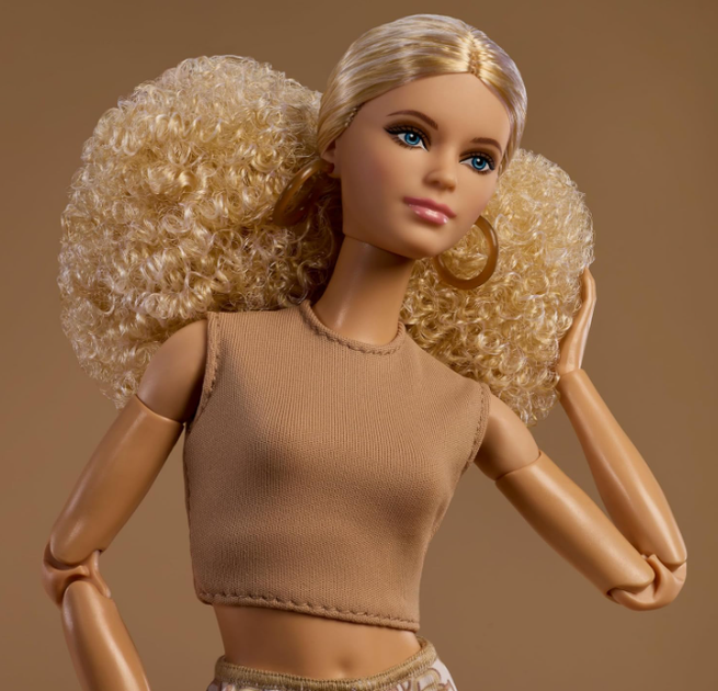Кукла Барби Бейсикс виниловая Barbie Basics Mattel JJX26 - Фото 3 Кукла Барби Бейсикс виниловая Barbie Basics Mattel JJX26 - изображение 3