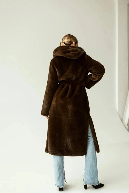 Женская дубленка зимняя двусторонняя большого размера UF-Fashion N99V 46 коричневый - изображение 4
