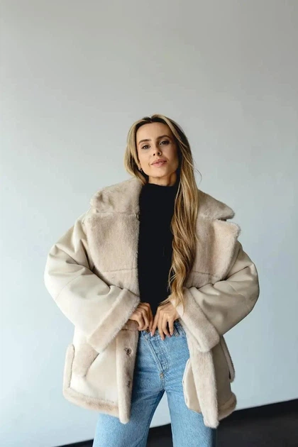 Женская зимняя двусторонняя шуба UF-Fashion N88V 52 бежевый - изображение 6