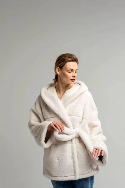 Жіноча дублянка двостороння на зиму UF-Fashion N89V 54 молочний - зображення 2