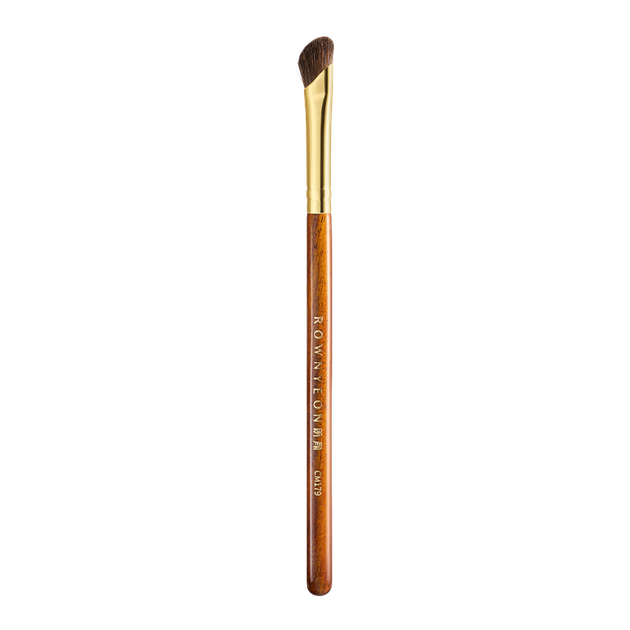 Кисть для макияжа Rownyeon Chimo CM179 в форме серповидного носа для теней, маленькая, с наклонной головкой из конского волоса, для контурирования и нанесения пасты, для создания боковых световых эффектов. - Фото 4 Кисть для макияжа Rownyeon Chimo CM179 в форме серповидного носа для теней, маленькая, с наклонной головкой из конского волоса, для контурирования и нанесения пасты, для создания боковых световых эффектов. - изображение 4