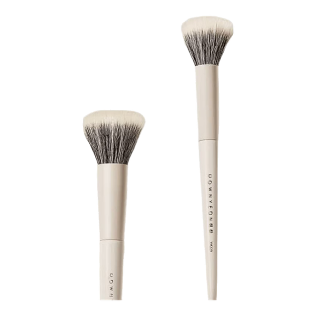Кисть для румян Rownyeon YM229, цельная, маленький размер, мягкая щетина, кисть для пудры и макияжа из натуральной шерсти. - Фото 4 Кисть для румян Rownyeon YM229, цельная, маленький размер, мягкая щетина, кисть для пудры и макияжа из натуральной шерсти. - изображение 4