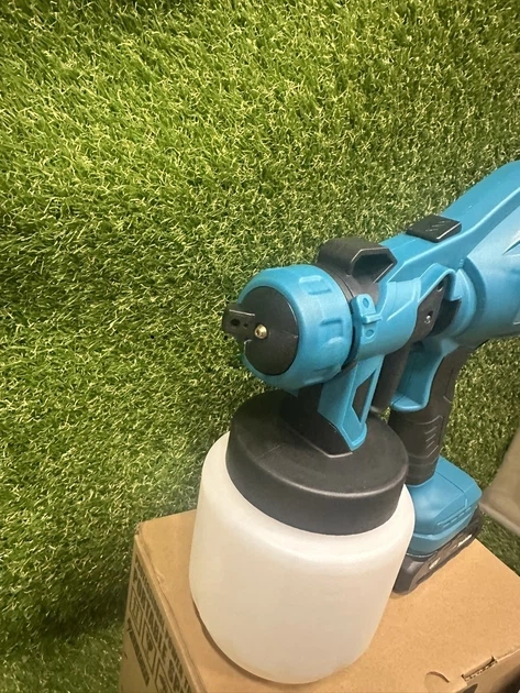 Фарбопульт акумуляторний Makita JK-SG1 48 В 6 А·год 550 Вт бак 1000 мл сопло 1,8 мм регульована подача до 60 DIN для фарбування стін дерева металу пластику нанесення лаків і ґрунтовок - зображення 6