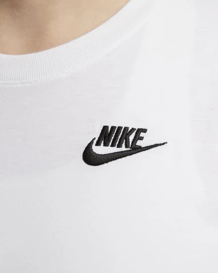 Футболка женская Nike Sportswear Club Essentials 2XL Белый DX7902-100 - изображение 4