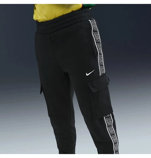 Спортивный костюм детский Nike Sportswear Club Fleece Older Kids Black M Черный HQ9321-010__HQ9323-010 - Фото 2 Спортивный костюм детский Nike Sportswear Club Fleece Older Kids Black M Черный HQ9321-010__HQ9323-010 - изображение 2