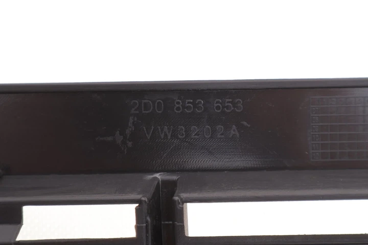 Решітка радіатора VW LT 96-00 AUTOTECHTEILE 385 3011 Volkswagen LT 2D0853653, 2D0853653C - Фото 3 Решітка радіатора VW LT 96-00 AUTOTECHTEILE 385 3011 Volkswagen LT 2D0853653, 2D0853653C - изображение 3