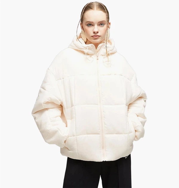 Куртка женская Nike Nsw Esstl Thrmr Clsc Puffer M Бежевый FB7672-838 - Фото 1 Куртка женская Nike Nsw Esstl Thrmr Clsc Puffer M Бежевый FB7672-838 - изображение 1