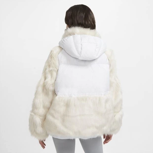 Куртка женская Nike Parka Down Fill Faux Fur Pure Platinum XL Білий CT3267-043 - изображение 2