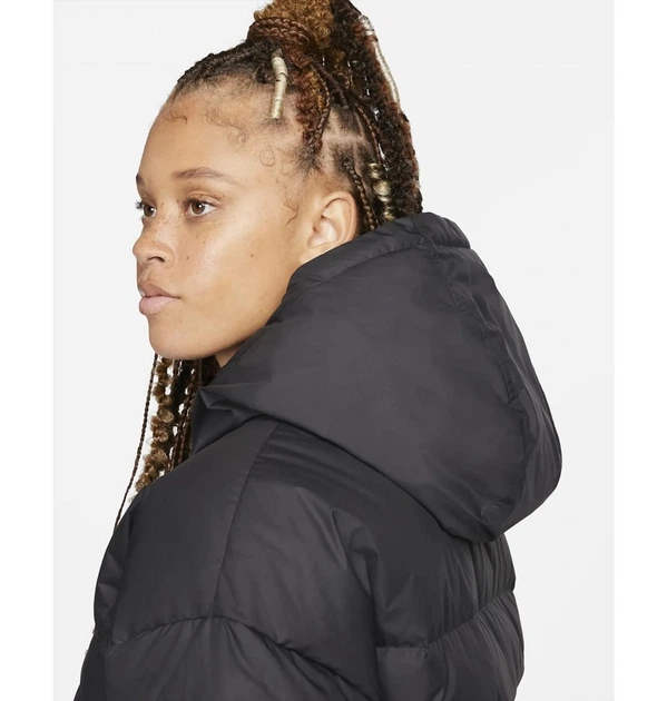 Куртка женская Nike Sportswear Storm-Fit Down Hooded Jacket XS Чорний DQ5903-010 - изображение 6