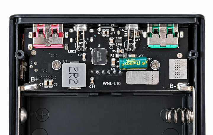 Корпус для повербанка 18650 Power Bank Case на 8 АКБ корпус повербанка Черный - изображение 2