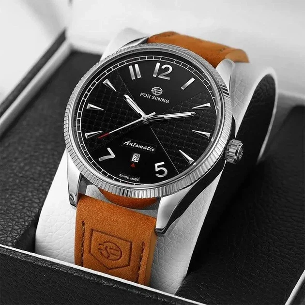 Годинник наручний Forsining 8270 Silver-Black механічний зі шкіряним ремінцем - Фото 2 Годинник наручний Forsining 8270 Silver-Black механічний зі шкіряним ремінцем - зображення 2