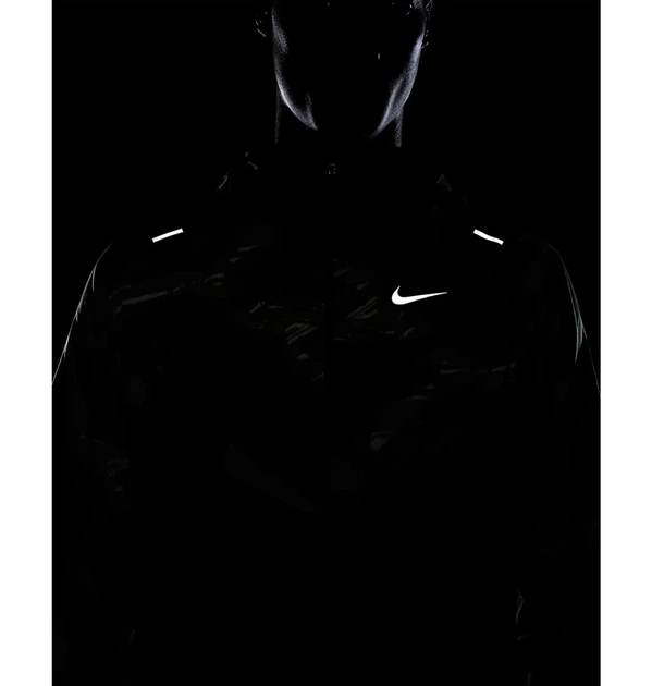 Вітровка чоловіча Nike Repel Windrunner Camo M Комбінований DV5199-386 - Фото 10 Вітровка чоловіча Nike Repel Windrunner Camo M Комбінований DV5199-386 - зображення 10
