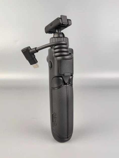 Багатофункціональна зарядна ручка DJI Osmo Action сумісна з Action 5 Pro/Action 4 Чорний (102285084) - Уцінка - Фото 8 Багатофункціональна зарядна ручка DJI Osmo Action сумісна з Action 5 Pro/Action 4 Чорний (102285084) - Уцінка - зображення 8