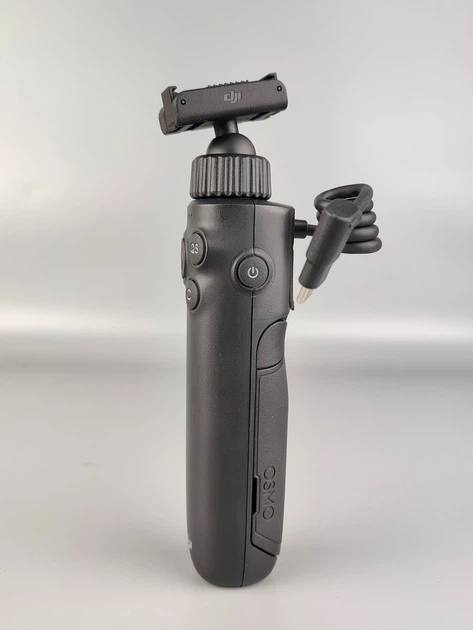 Багатофункціональна зарядна ручка DJI Osmo Action сумісна з Action 5 Pro/Action 4 Чорний (102285084) - Уцінка - Фото 9 Багатофункціональна зарядна ручка DJI Osmo Action сумісна з Action 5 Pro/Action 4 Чорний (102285084) - Уцінка - зображення 9