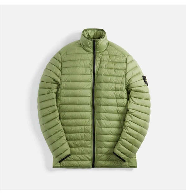 Куртка мужская Stone Island Real Down Jacket Olive L Зелений 781541524-V0055 - Фото 2 Куртка мужская Stone Island Real Down Jacket Olive L Зелений 781541524-V0055 - изображение 2