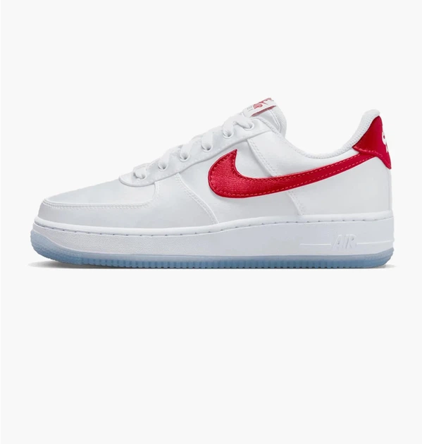 Кроссовки женские Nike W Air Force 1 07 Ess Snkr 40 Красно-белый DX6541-100 - Фото 1 Кроссовки женские Nike W Air Force 1 07 Ess Snkr 40 Красно-белый DX6541-100 - изображение 1