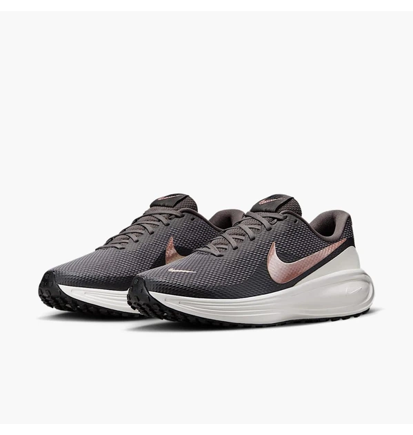 Кроссовки женские Nike Revolution 8 Black 36 Черный HJ8485-200 - изображение 5