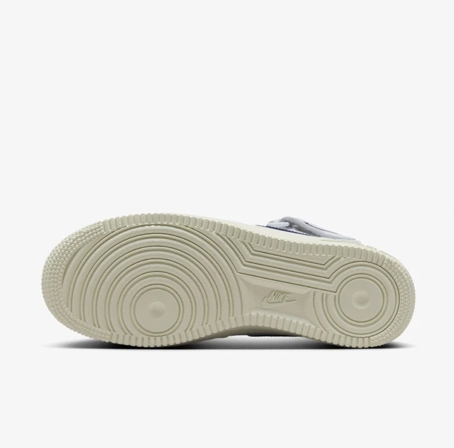 Кросівки жіночі Nike Wmns Air Force 1 07 Mid 38 Білий DD9625-105 - Фото 3 Кросівки жіночі Nike Wmns Air Force 1 07 Mid 38 Білий DD9625-105 - зображення 3