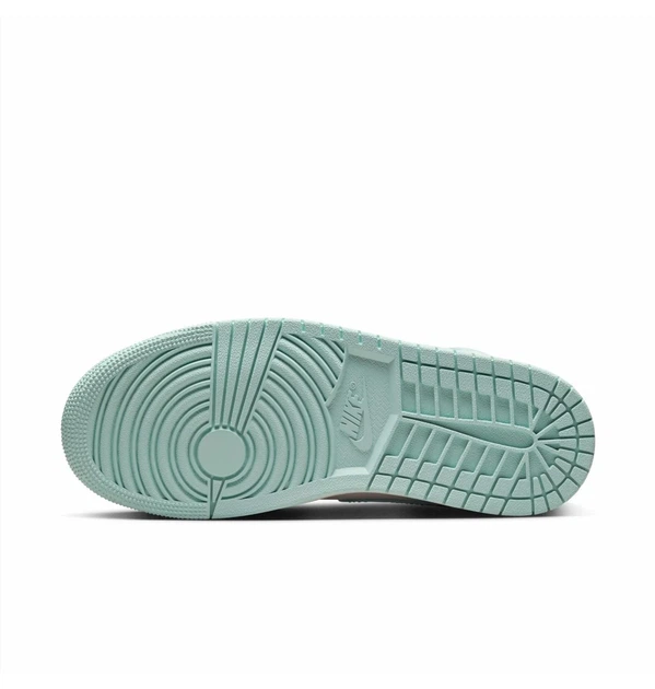 Кросівки жіночі Nike 1 Retro Mid 36 Комбінований BQ6472-132 - Фото 3 Кросівки жіночі Nike 1 Retro Mid 36 Комбінований BQ6472-132 - зображення 3