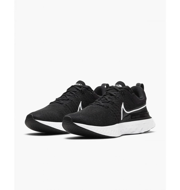 Кроссовки женские Nike React Infinity Run Flyknit 2 39 Чорно-білий CT2423-002 - изображение 7