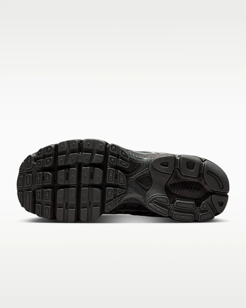 Кроссовки женские Nike Air Max Moto 2K 41 Черно-белый HQ2056-007 - Фото 3 Кроссовки женские Nike Air Max Moto 2K 41 Черно-белый HQ2056-007 - изображение 3