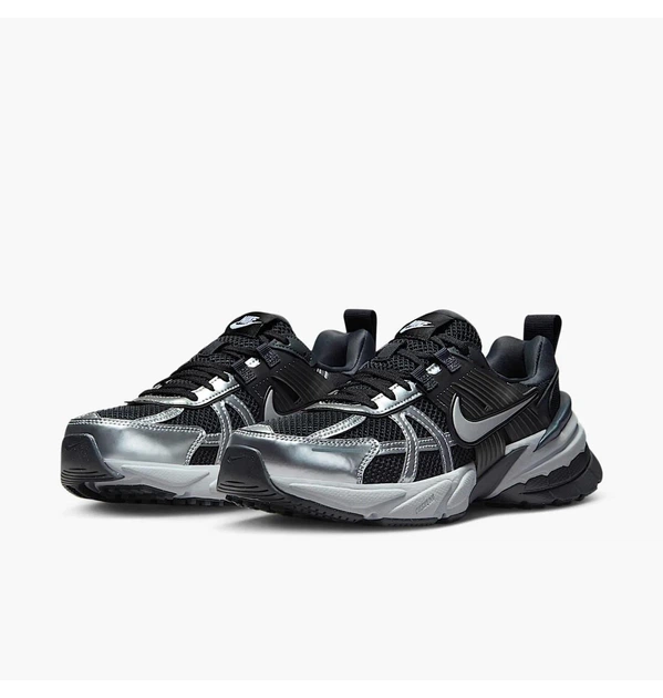 Кросівки жіночі Nike V2k Run 36.5 Чорний FD0736-005 - Фото 7 Кросівки жіночі Nike V2k Run 36.5 Чорний FD0736-005 - зображення 7