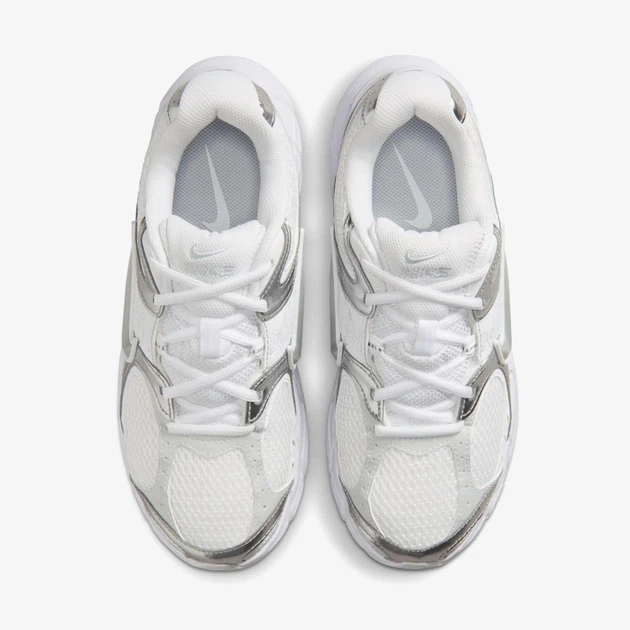 Кроссовки женские Nike W V5 Rnr 36.5 Белый HQ7901-112 - изображение 4