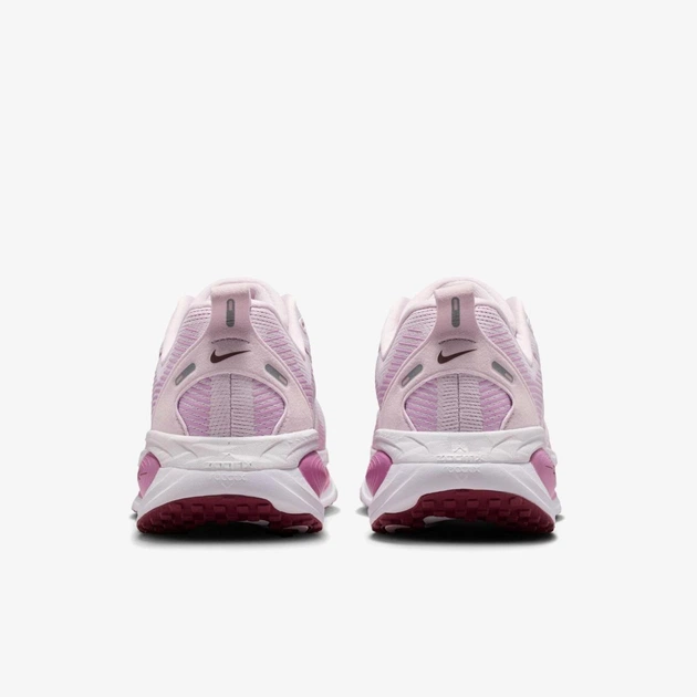 Кросівки жіночі Nike Vomero 18 «Bleached Lilac» 38.5 Фіолетовий HM6804-500 - Фото 5 Кросівки жіночі Nike Vomero 18 «Bleached Lilac» 38.5 Фіолетовий HM6804-500 - зображення 5