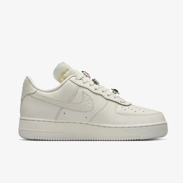 Кроссовки женские Nike Air Force 1 Lo Prm 38 DN5463-001 - изображение 3