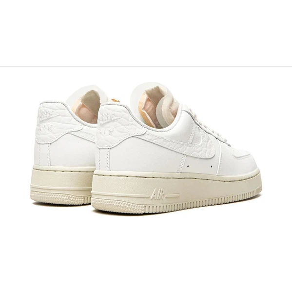 Кроссовки женские Nike Air Force 1 Lo Prm 44.5 Белый DN5463-100 - Фото 4 Кроссовки женские Nike Air Force 1 Lo Prm 44.5 Белый DN5463-100 - изображение 4
