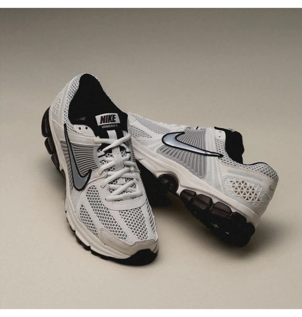 Кроссовки женские Nike Vomero 5 43 Белый FJ2028-001 - изображение 2