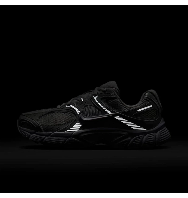 Кроссовки женские Nike V5 Rnr White Black Metallic Silver 36 Серый HQ7901-101 - изображение 6
