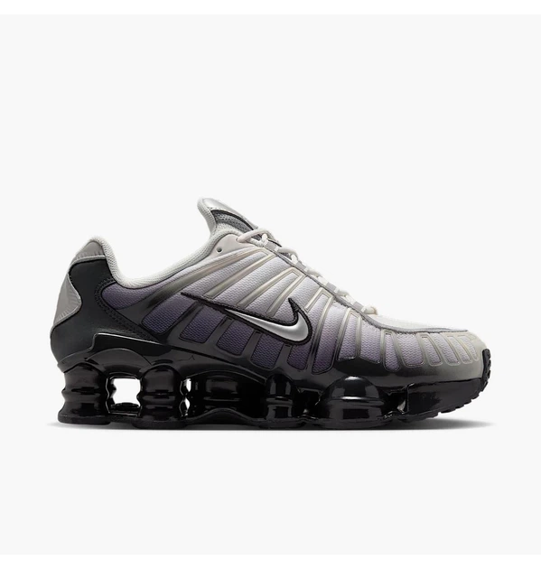 Кросівки жіночі Nike Shox Tl White/Black 36.5 IB7705-001 - зображення 9