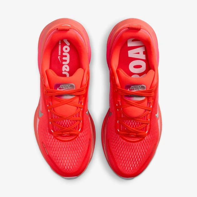 Кросівки жіночі Nike Wmns Vomero 18 Bright Crimson / Hyper Pink 37.5 HM6804-603 - Фото 4 Кросівки жіночі Nike Wmns Vomero 18 Bright Crimson / Hyper Pink 37.5 HM6804-603 - зображення 4
