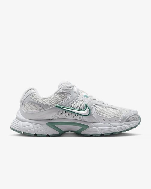 Кроссовки женские Nike V5 Rnr 38.5 Белый HQ7901-106 - изображение 3
