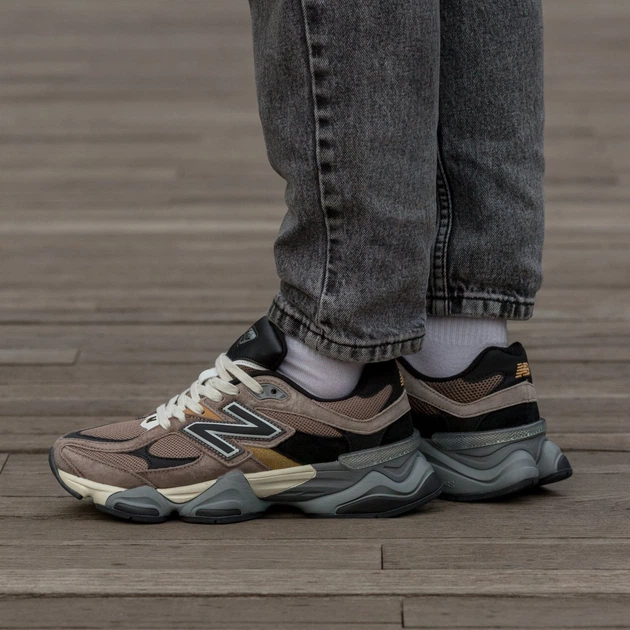 Кросівки New Balance 9060 Brown Black 43 - Фото 1 Кросівки New Balance 9060 Brown Black 43 - зображення 1