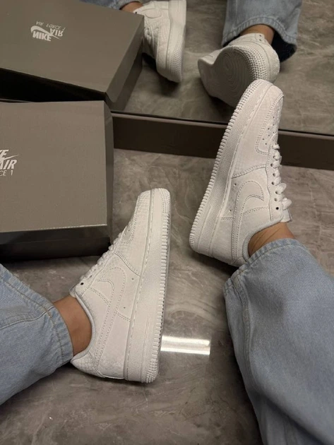 Кросівки Nike Air Force 1 Low x Kobe Bryant Forever White 44 - Фото 5 Кросівки Nike Air Force 1 Low x Kobe Bryant Forever White 44 - изображение 5