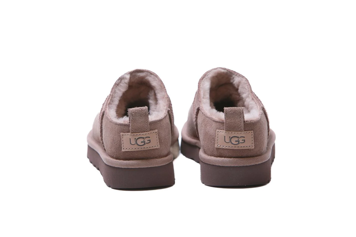 Жіночі уггі Мікро шоколадні Замшеві UGG Classic Micro Boot Chocolate Brown (40, коричневий) - Фото 4 Жіночі уггі Мікро шоколадні Замшеві UGG Classic Micro Boot Chocolate Brown (40, коричневий) - изображение 4