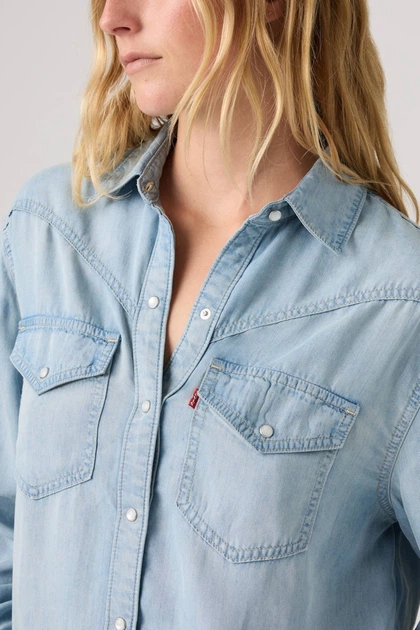 Женская джинсовая рубашка Levi's 44(M) Голубой джинс (156528) - Фото 5 Женская джинсовая рубашка Levi's 44(M) Голубой джинс (156528) - изображение 5