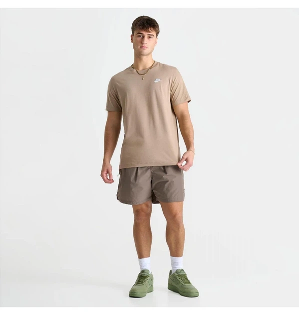 Футболка чоловіча Nike Sportswear Club T-Shirt Brown XL Коричневий AR4997-248 - Фото 3 Футболка чоловіча Nike Sportswear Club T-Shirt Brown XL Коричневий AR4997-248 - зображення 3