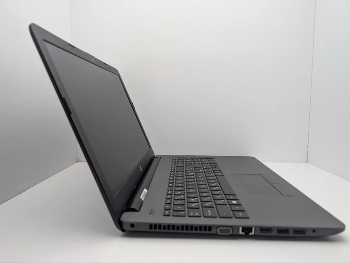 Ноутбук HP 250 G6 / 15.6" (1366x768) TN / Intel Core i3-5005U (2 (4) ядра по 2.0 GHz) / 8 GB DDR3 / 128 GB SSD / Intel HD Graphics 5500 / WebCam б/у - Фото 4 Ноутбук HP 250 G6 / 15.6" (1366x768) TN / Intel Core i3-5005U (2 (4) ядра по 2.0 GHz) / 8 GB DDR3 / 128 GB SSD / Intel HD Graphics 5500 / WebCam б/у - изображение 4